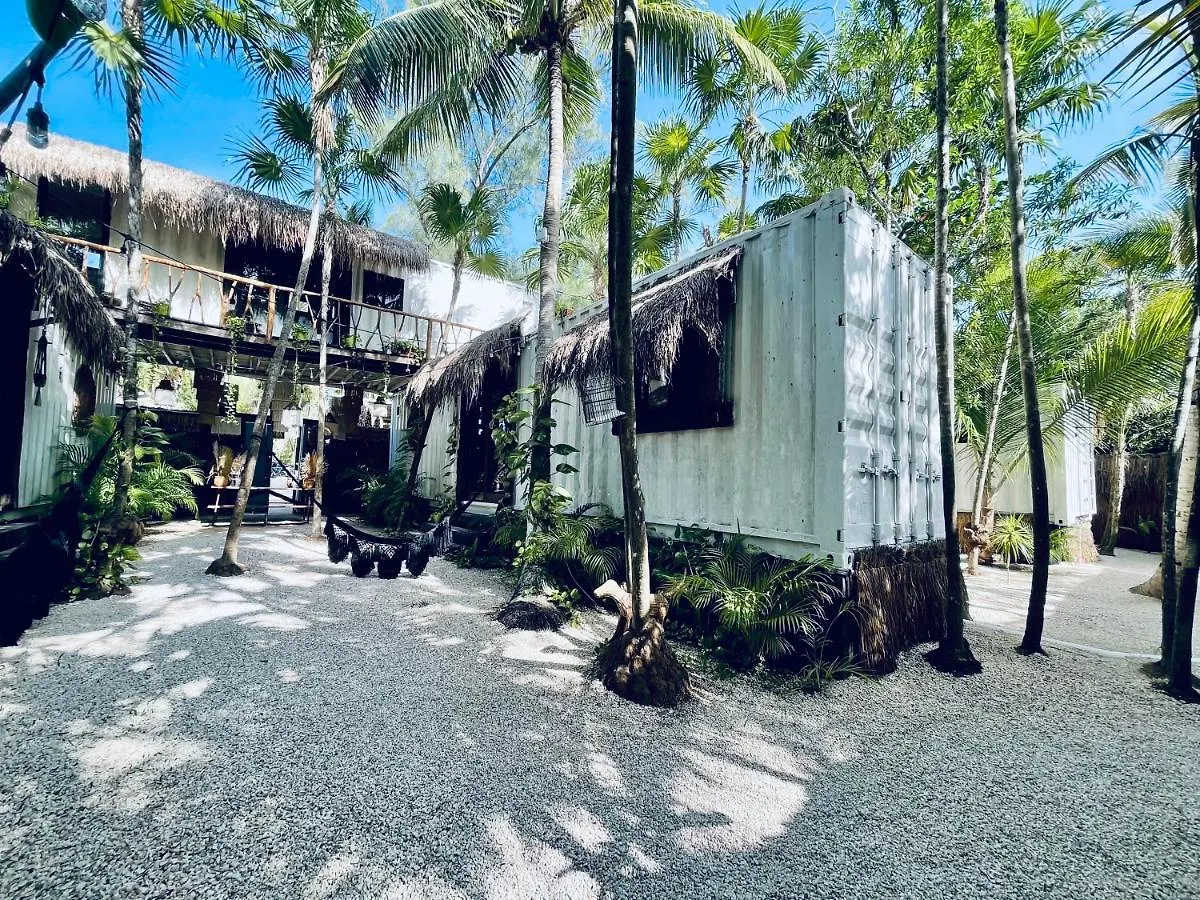 Hotel Pal Mar Glamtainer Tulum